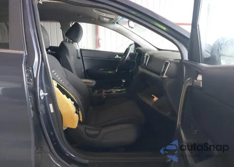 2018 Kia Sportage Lx z USA, uszkodzony, nr VIN KNDPM3AC8J7449609